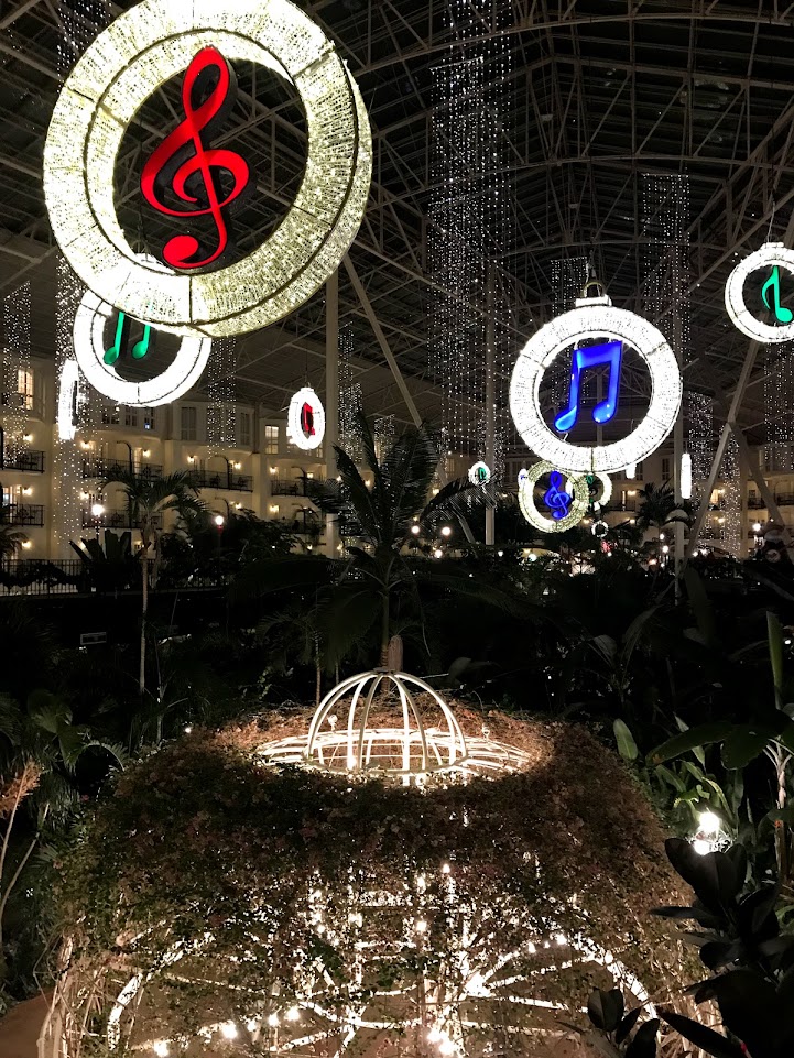 Picture of Christmas lights with musical notes inside of the Gaylord Opryland Resort 