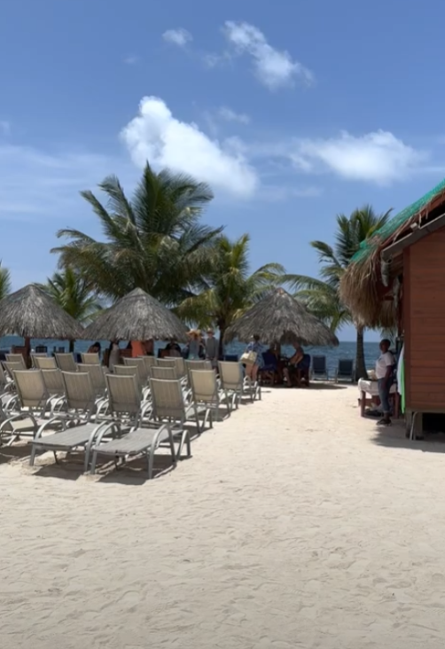 Beach at Christopher Tours in Roatan Honduras 